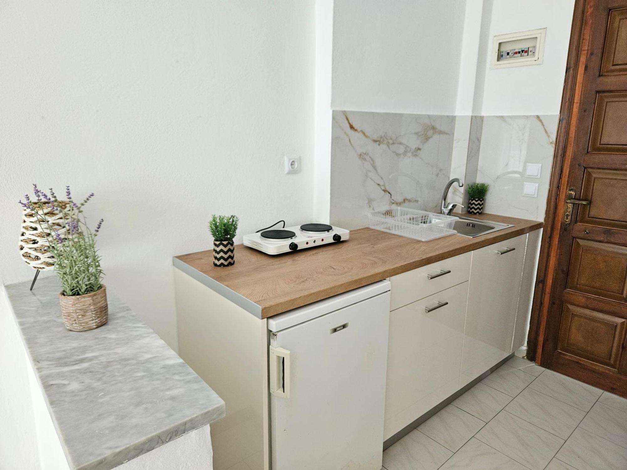 Villa Elena Ipsos Luaran gambar