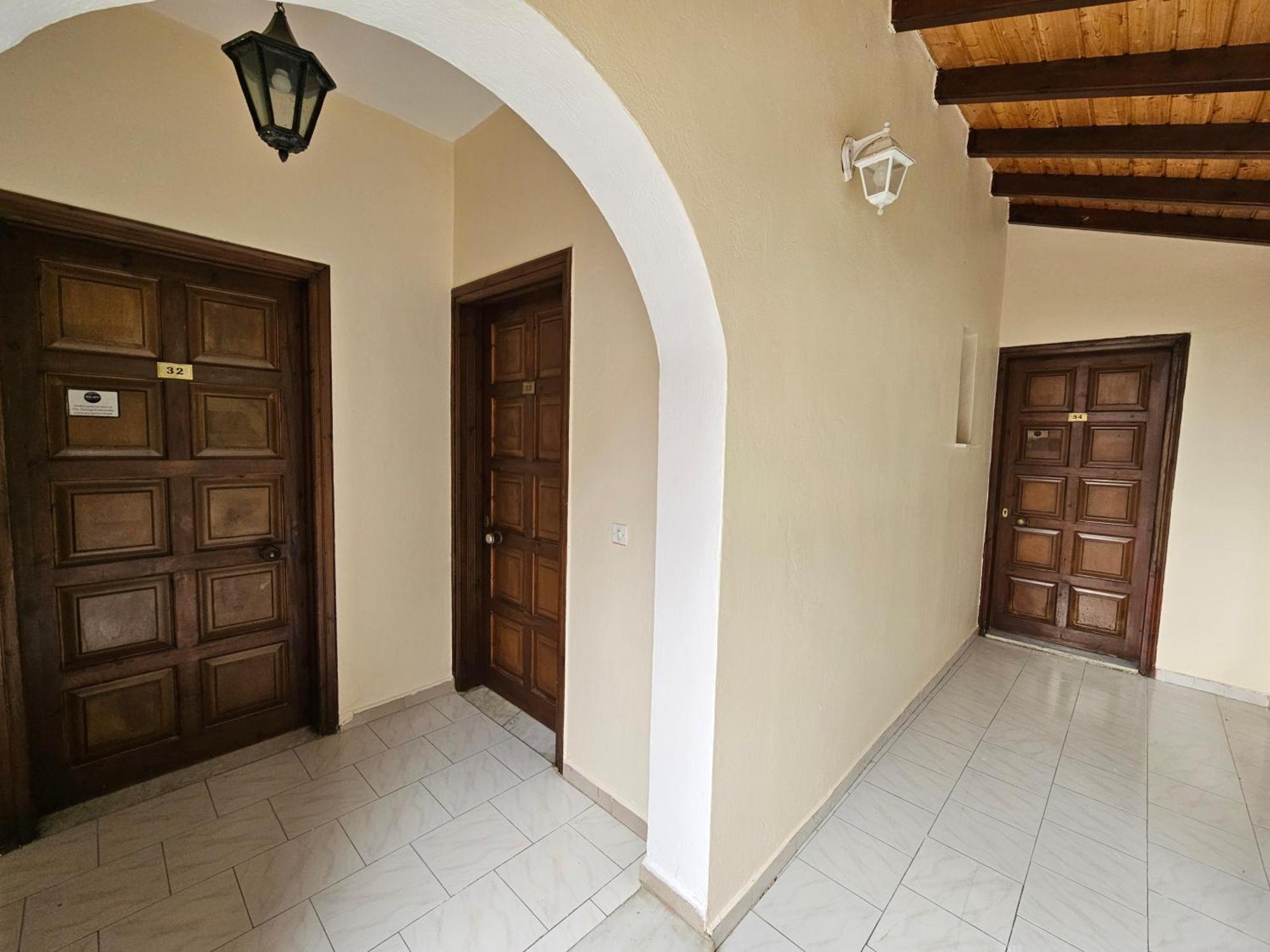 Villa Elena Ipsos Luaran gambar