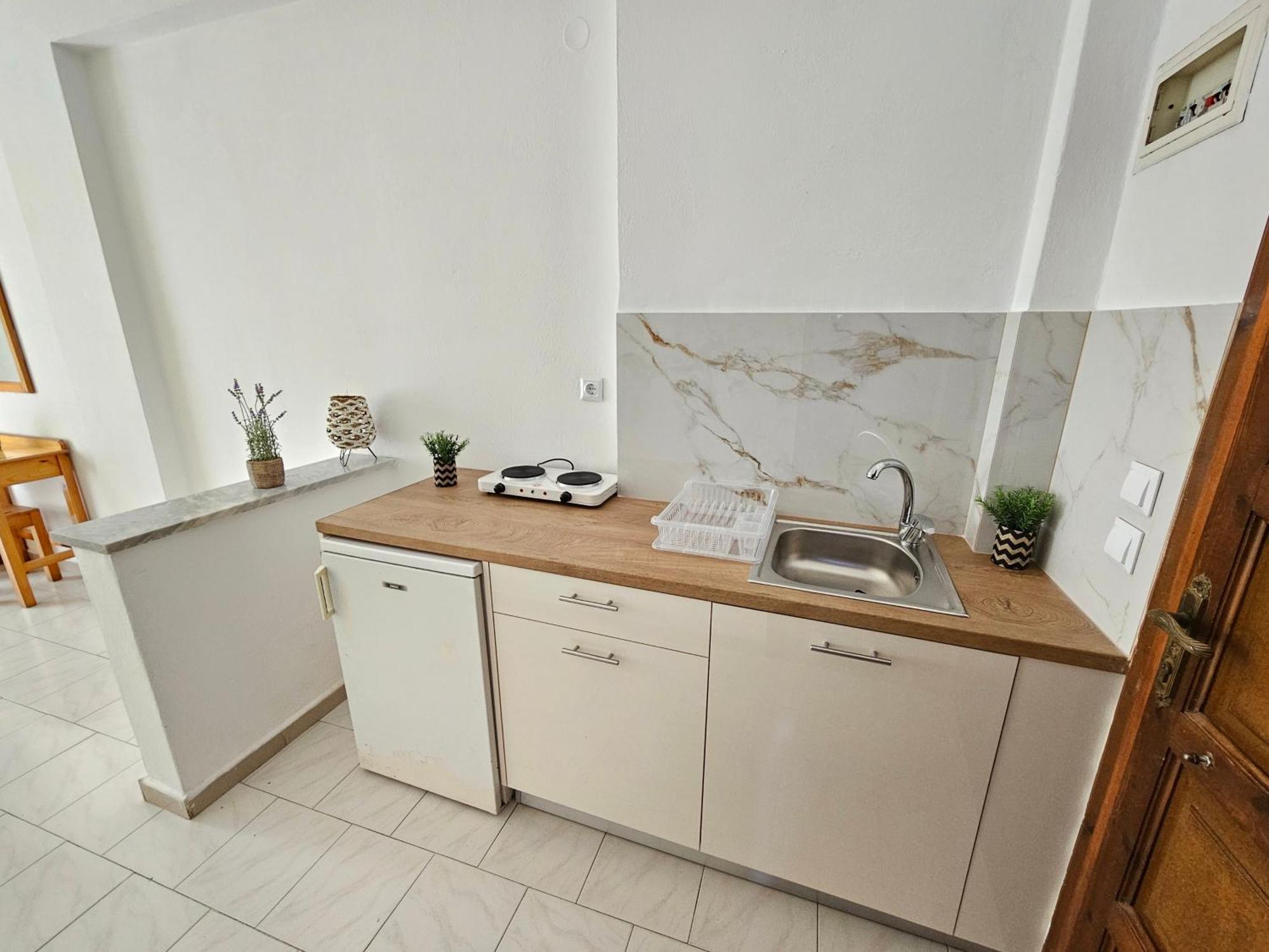 Villa Elena Ipsos Luaran gambar
